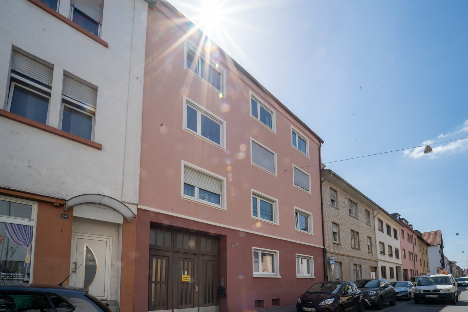 Straßenansicht