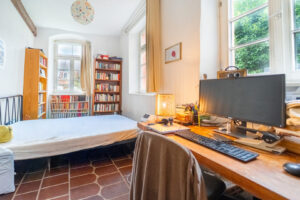 Arbeitszimmer