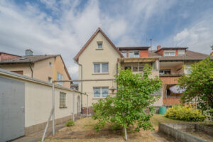 Hausrückseite