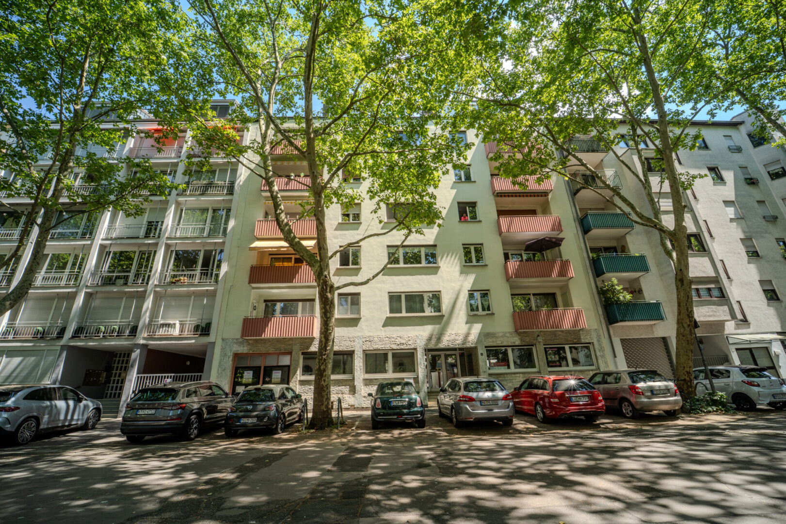 Straßenansicht