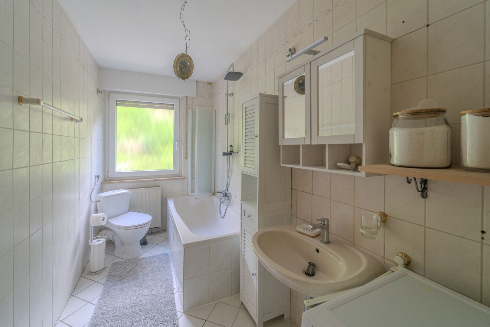 Badezimmer 1.OG