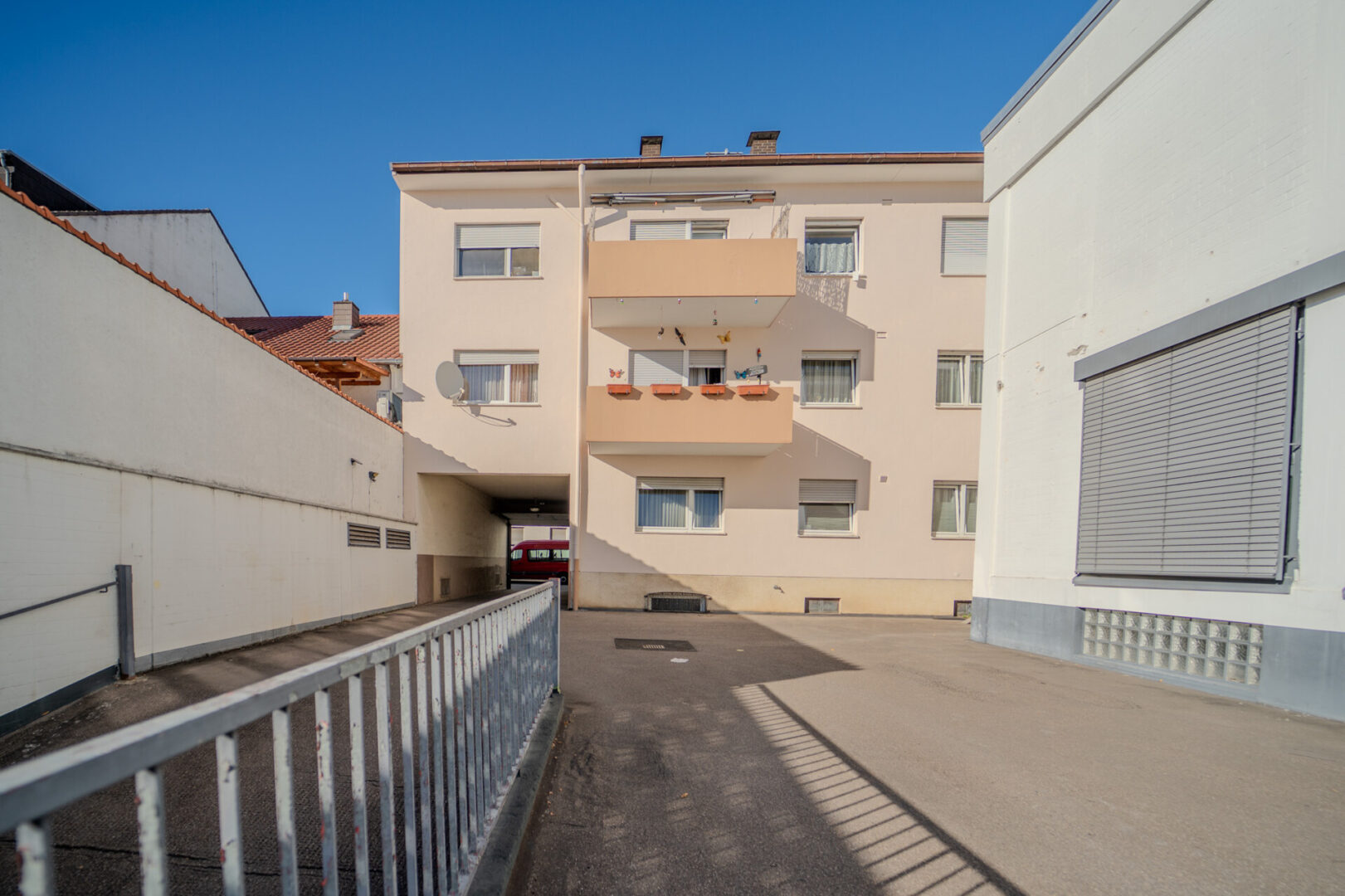 Hausrückseite