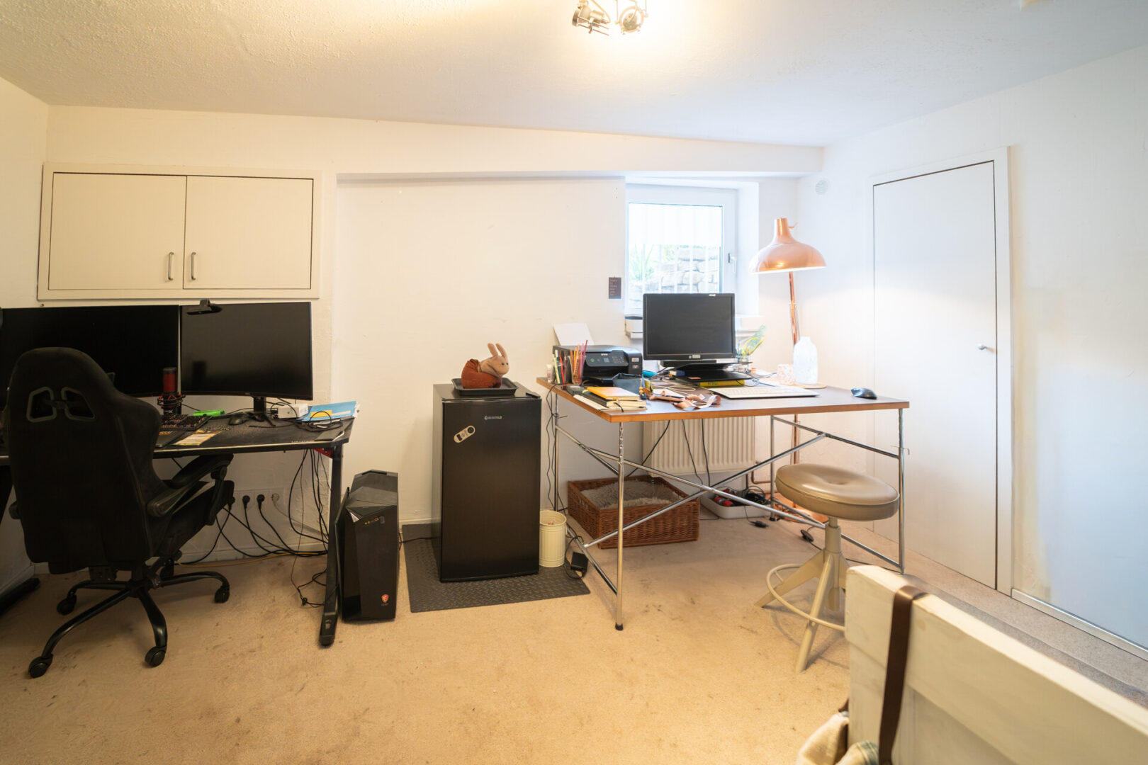 Büro 1 UG