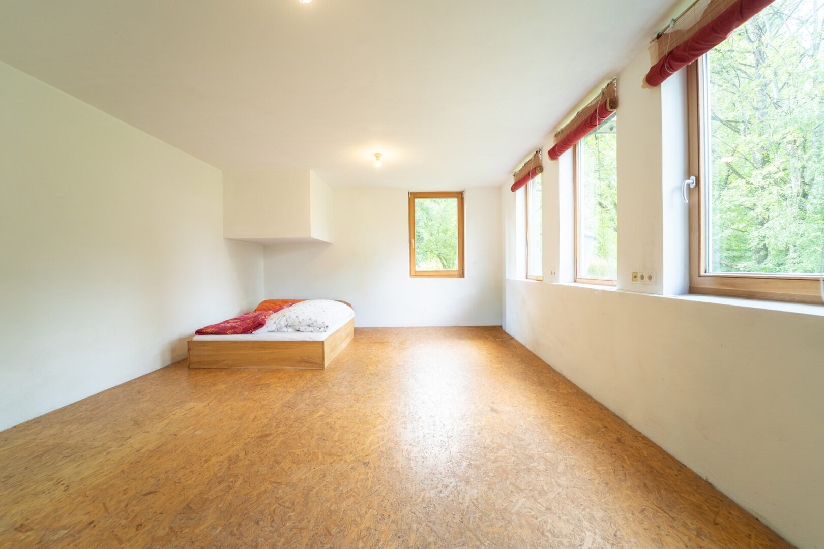Schlafzimmer UG